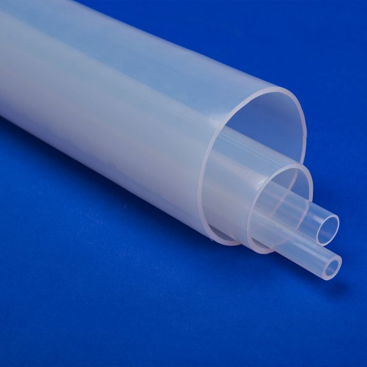 挑選PFA直管時(shí)，性能很重要